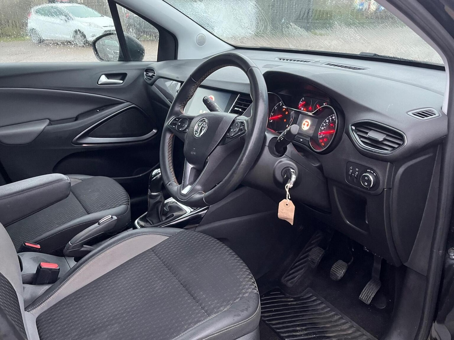 Used Vauxhall Crossland X 2019 for sale - 77020601: Photo 32