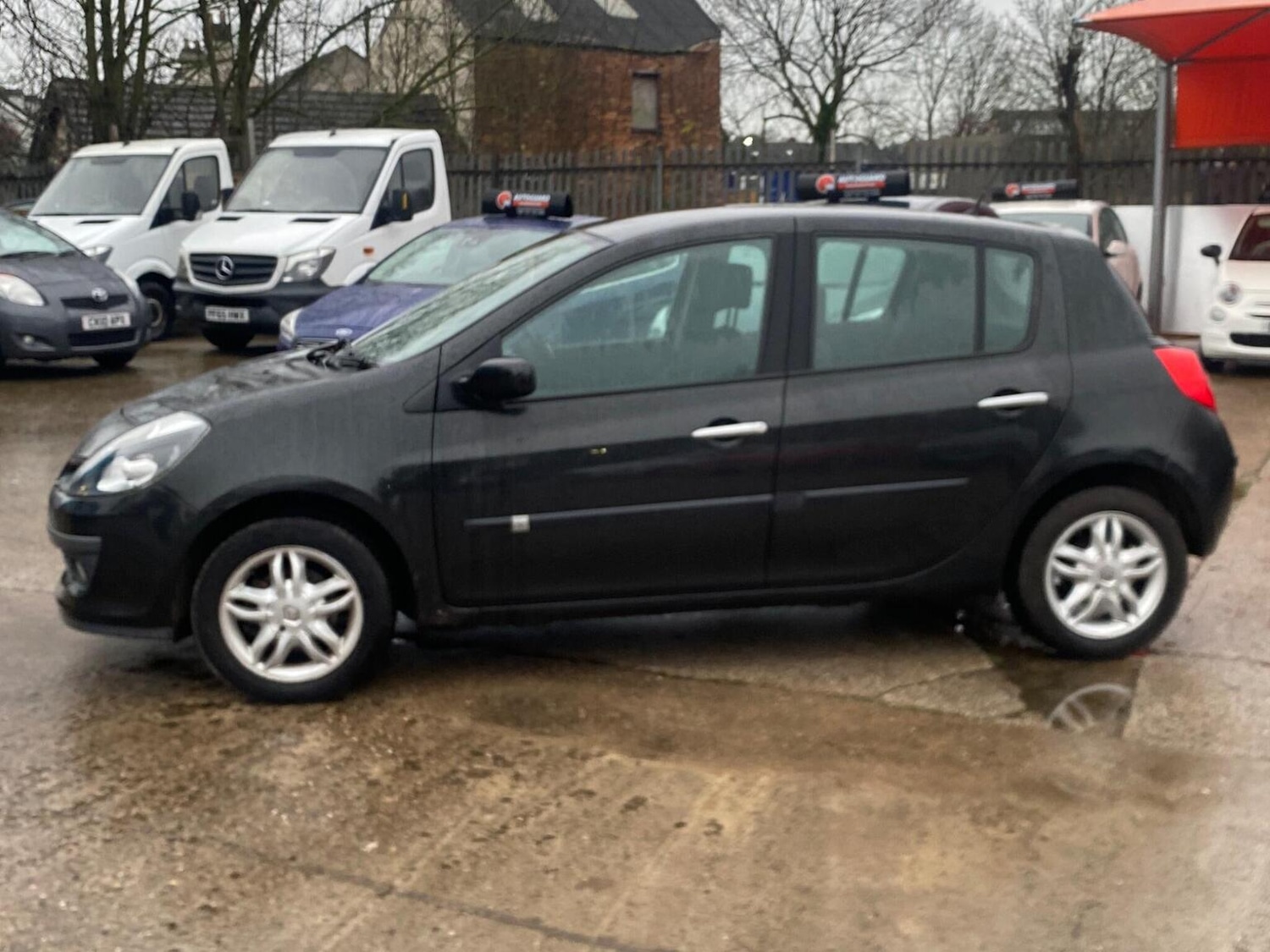 Used Renault Clio 2006 for sale - 76855391: Photo 13