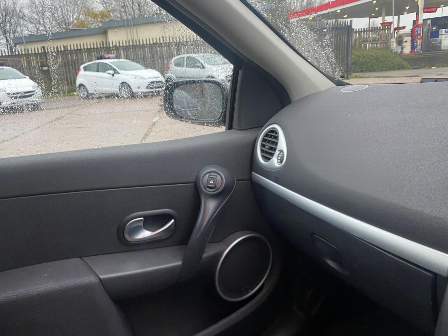 Used Renault Clio 2006 for sale - 76855391: Photo 19