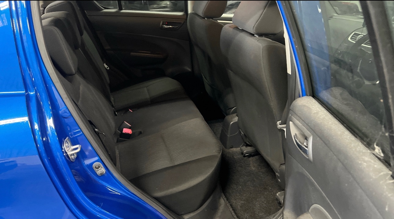 Used Suzuki Swift 2012 for sale - 76165114: Photo 10