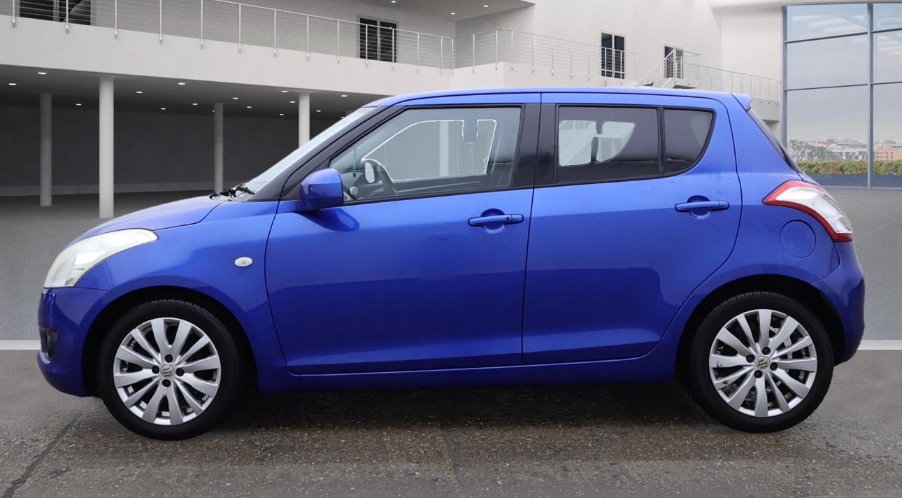 Used Suzuki Swift 2012 for sale - 76165114: Photo 2
