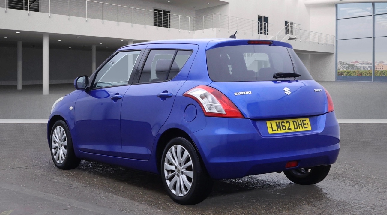 Used Suzuki Swift 2012 for sale - 76165114: Photo 8