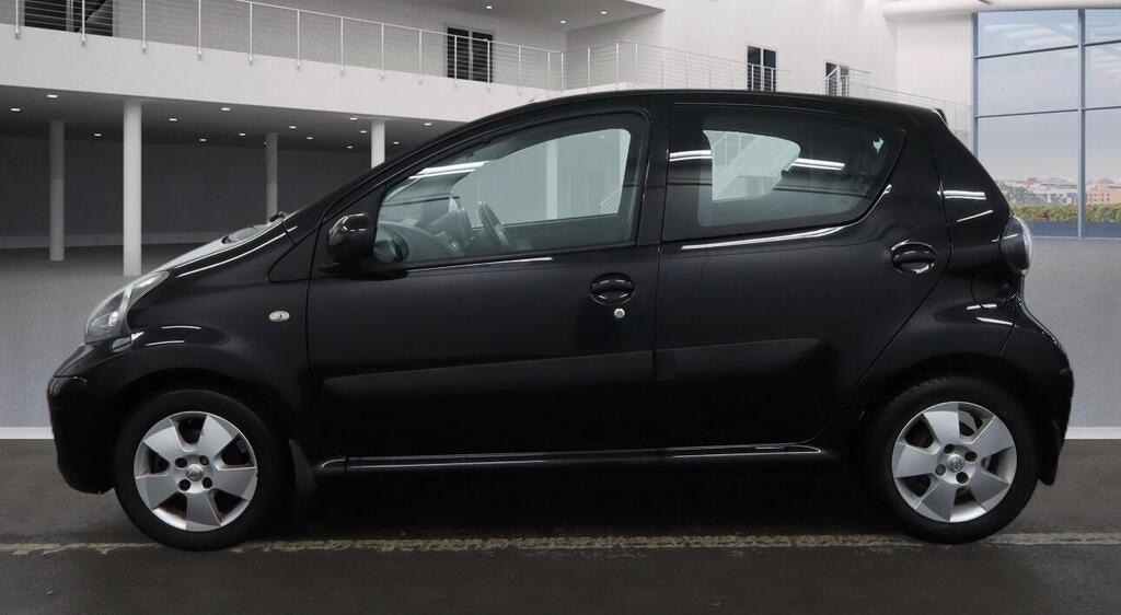 Used Toyota AYGO 2009 for sale - 77462976: Photo 5