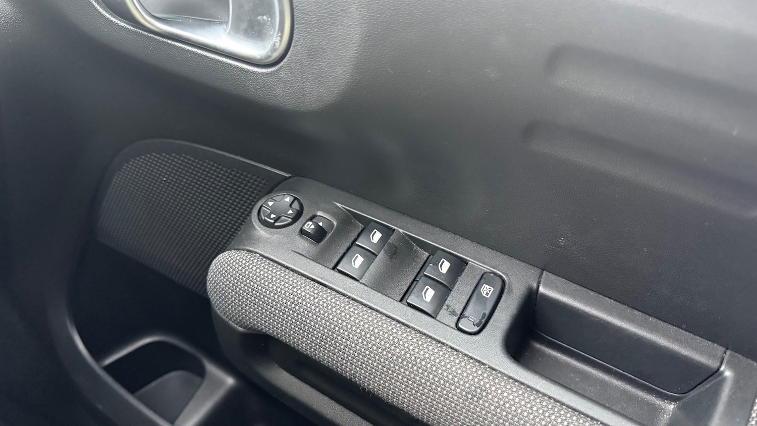 Used Citroen C3 Aircross 2018 for sale - 77276800: Photo 11