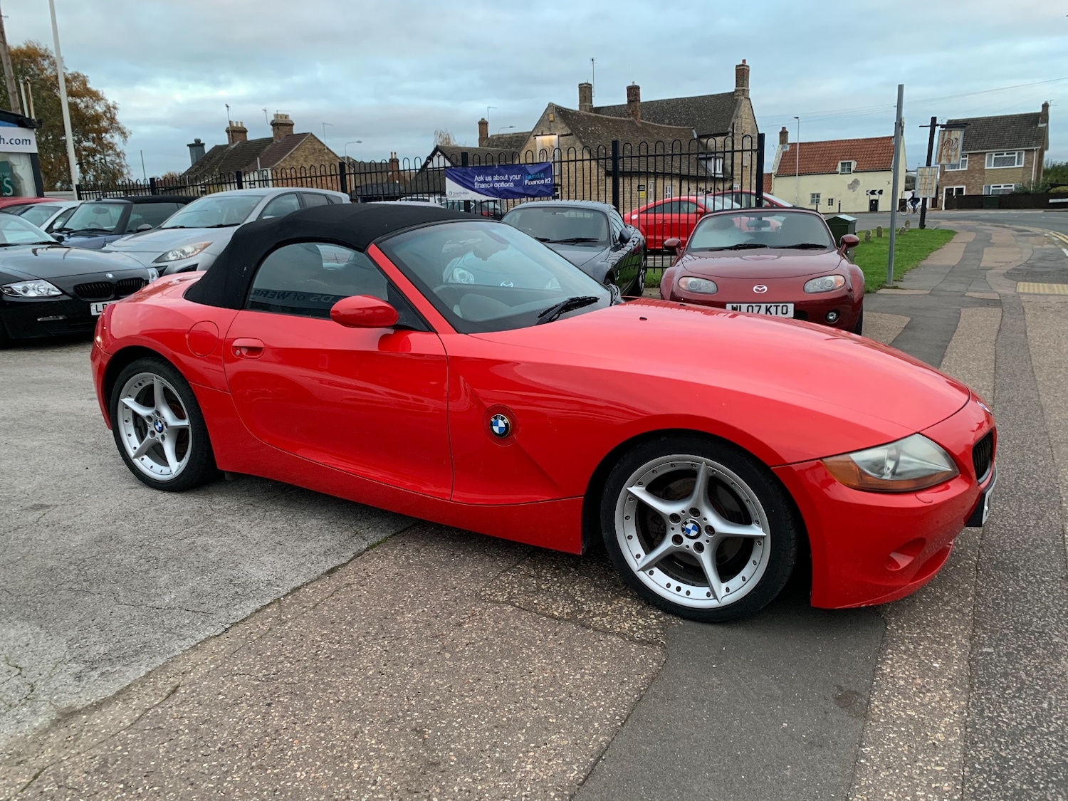 Used BMW Z4 2003 for sale - 76165149: Photo 2