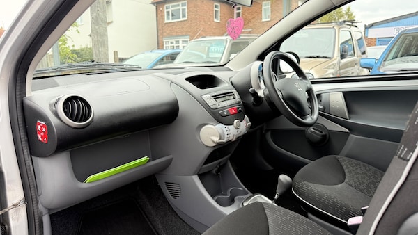 Used Peugeot 107 2009 for sale - 76211693: Photo 10