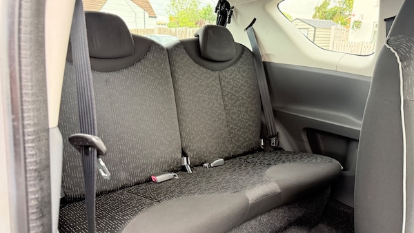 Used Peugeot 107 2009 for sale - 76211693: Photo 2