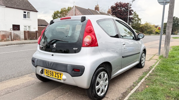Used Peugeot 107 2009 for sale - 76211693: Photo 5