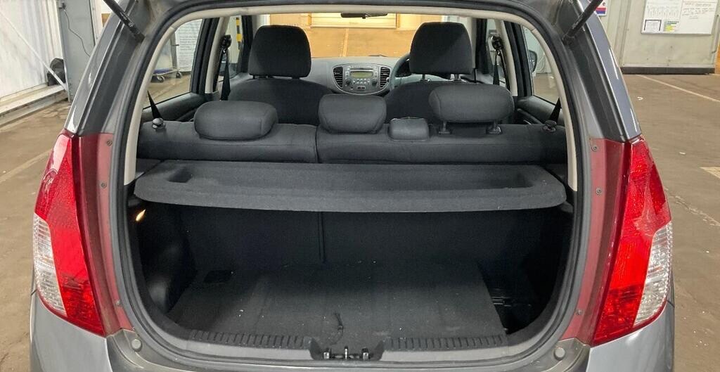 Used Hyundai i10 2009 for sale - 76364408: Photo 4