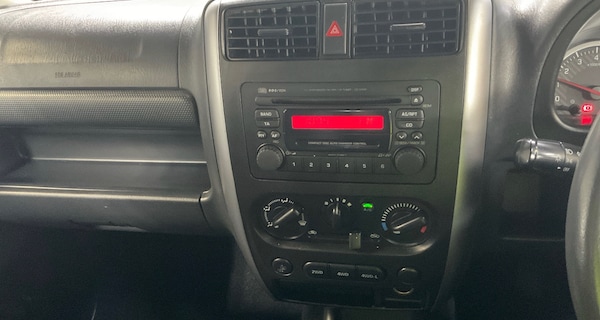 Used Suzuki Jimny 2016 for sale - 76165203: Photo 10