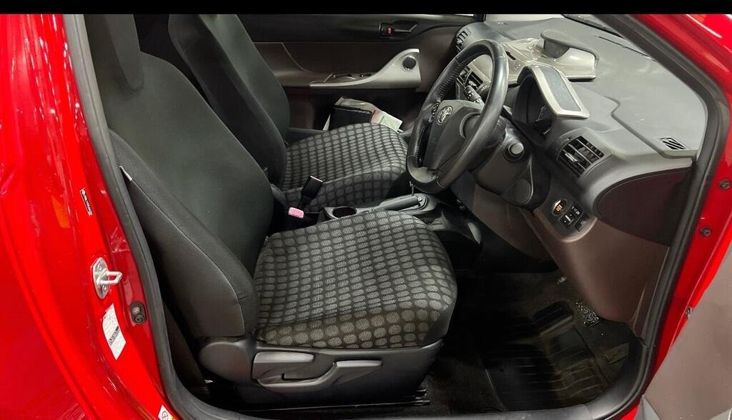 Used Toyota IQ 2011 for sale - 76495799: Photo 2