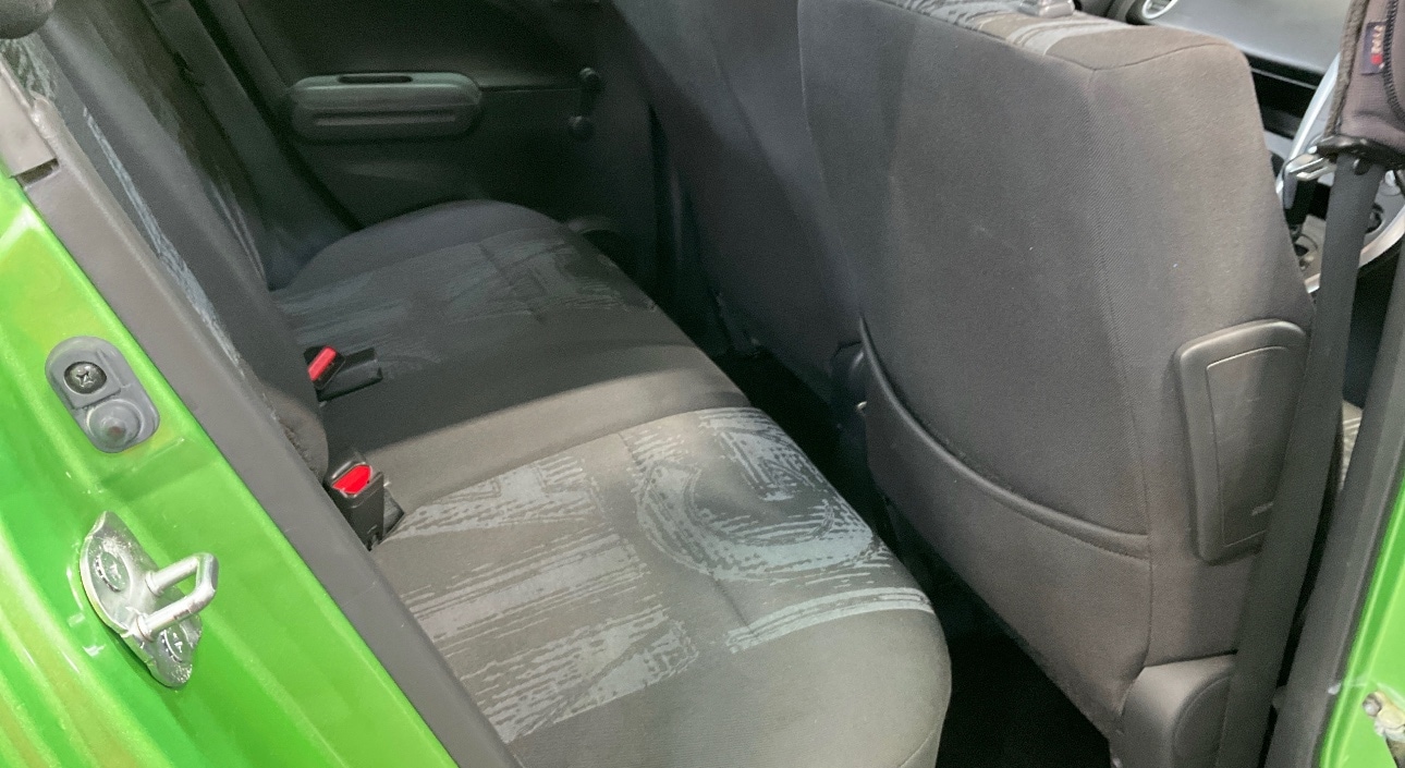 Used Vauxhall Agila 2012 for sale - 76957648: Photo 11