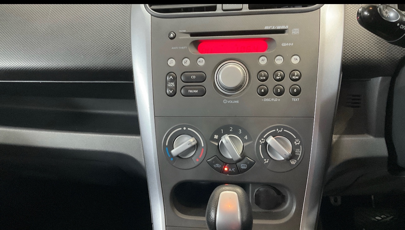 Used Vauxhall Agila 2012 for sale - 76957648: Photo 12