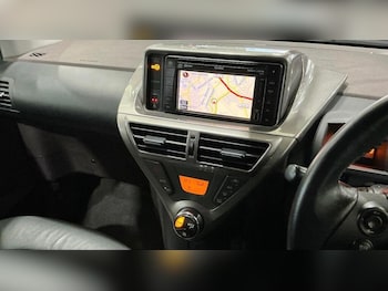 Used Toyota IQ 2010 for sale - 77394178: Photo