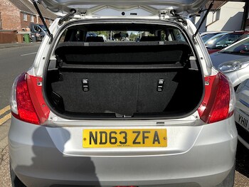 Used Suzuki Swift 2013 for sale - 76165097: Photo 4