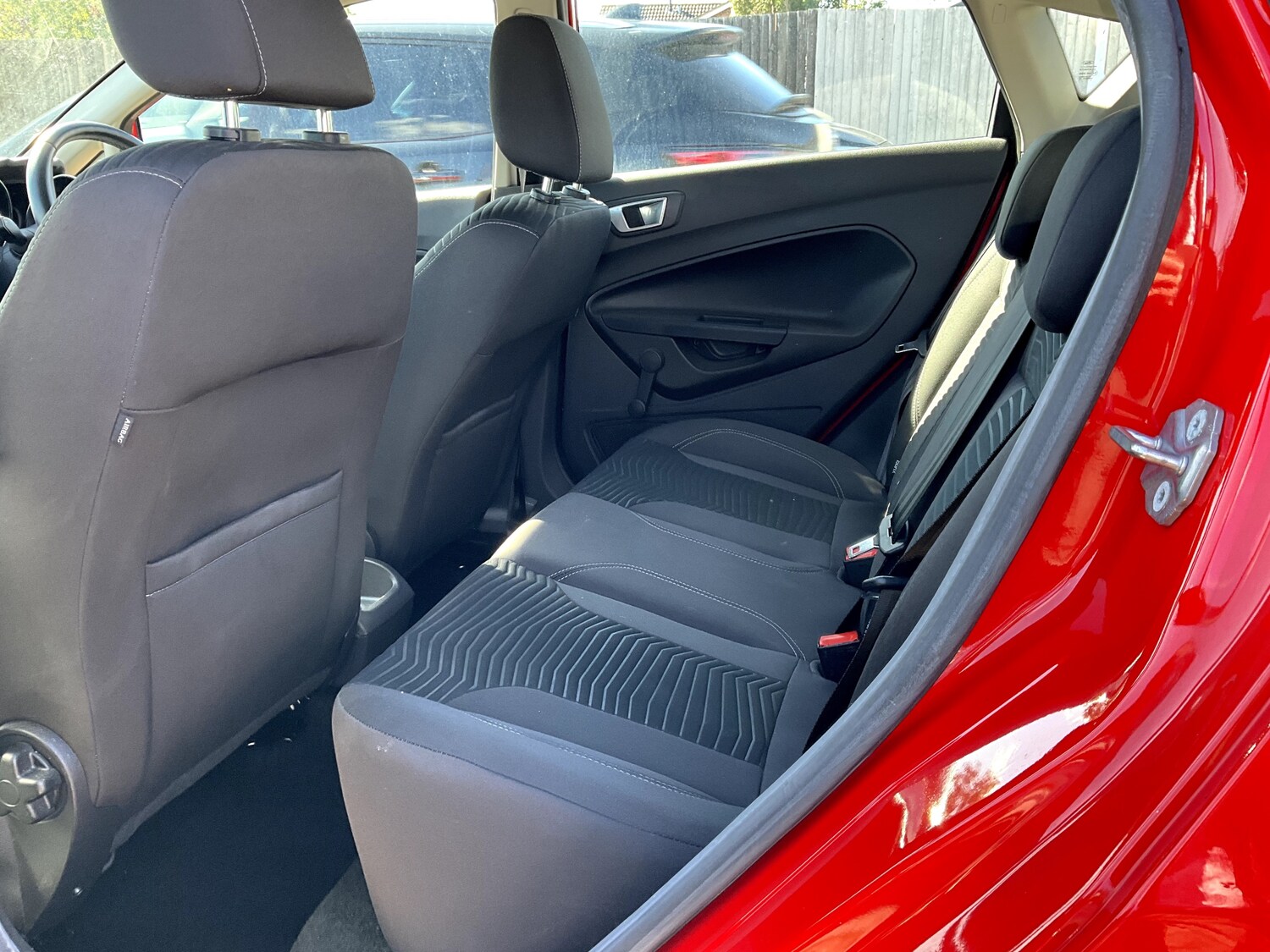 Used Ford Fiesta 2015 for sale - 76165098: Photo 15