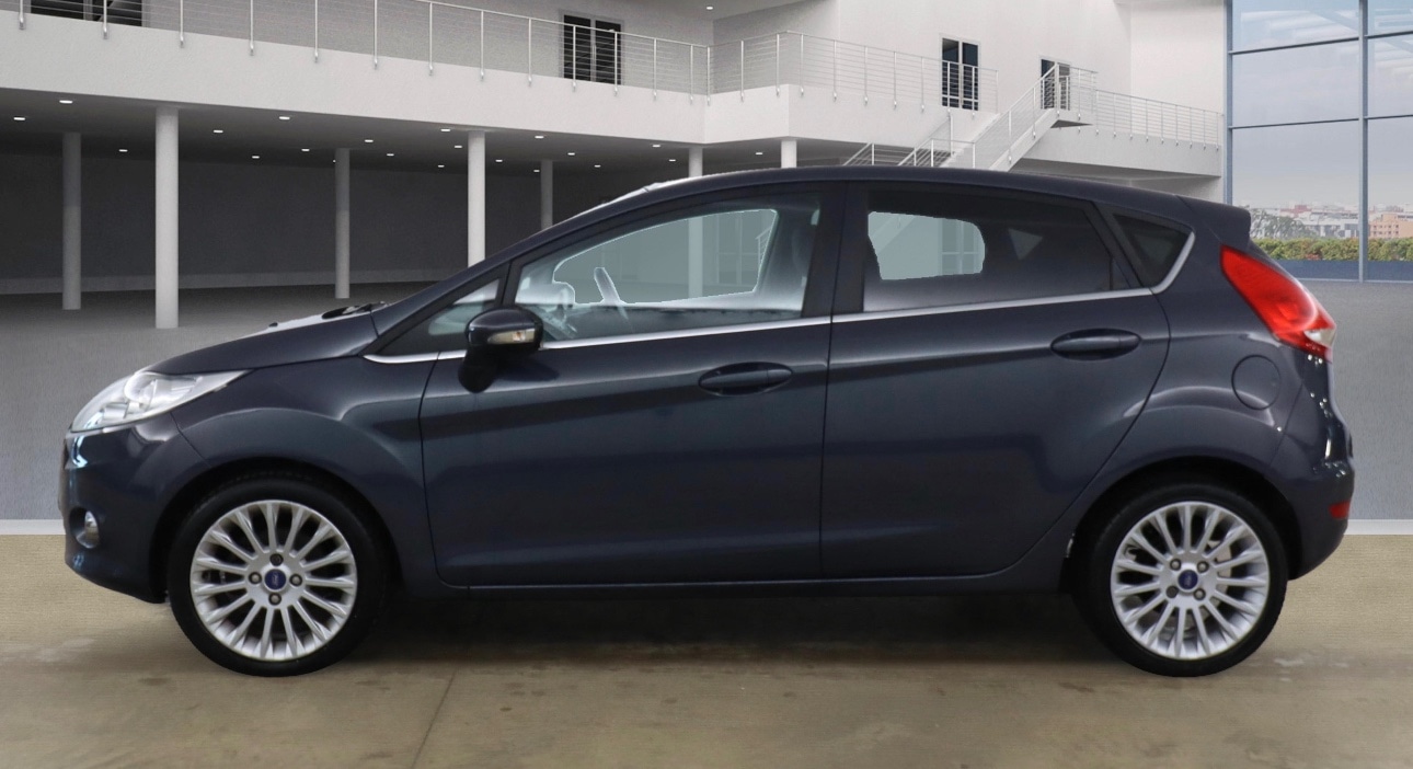 Used Ford Fiesta 2011 for sale - 76957656: Photo 2