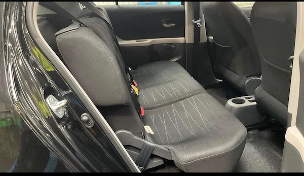 Used Toyota Yaris 2008 for sale - 76174146: Photo 4