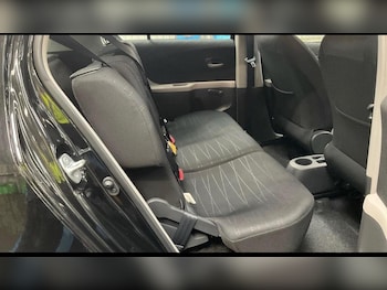 Used Toyota Yaris 2008 for sale - 76174146: Photo 4