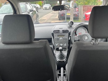 Used Suzuki Splash 2013 for sale - 76165161: Photo 4