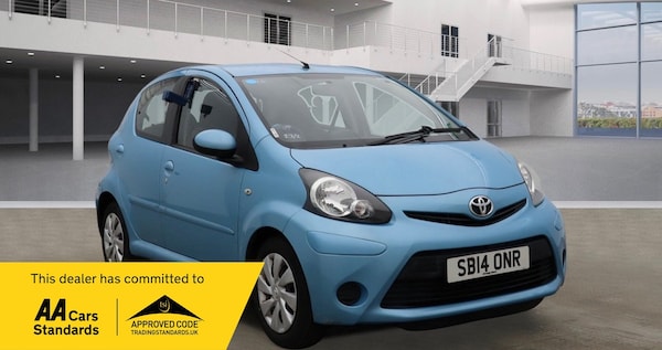 Used Toyota AYGO 2014 for sale - 76165185: Photo 2