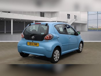 Used Toyota AYGO 2014 for sale - 76165185: Photo 3