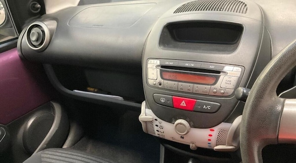 Used Peugeot 107 2013 for sale - 76246070: Photo 5