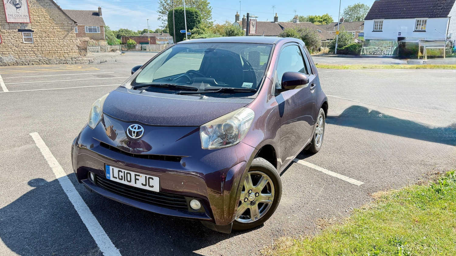 Used Toyota IQ 2010 for sale - 76165141: Photo 2