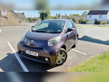 Used Toyota IQ 2010 for sale - 76165141: Photo