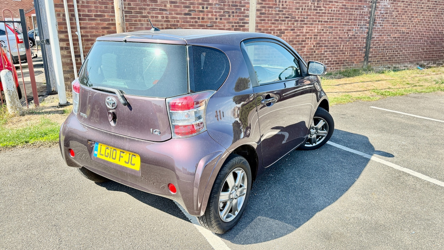 Used Toyota IQ 2010 for sale - 76165141: Photo 3