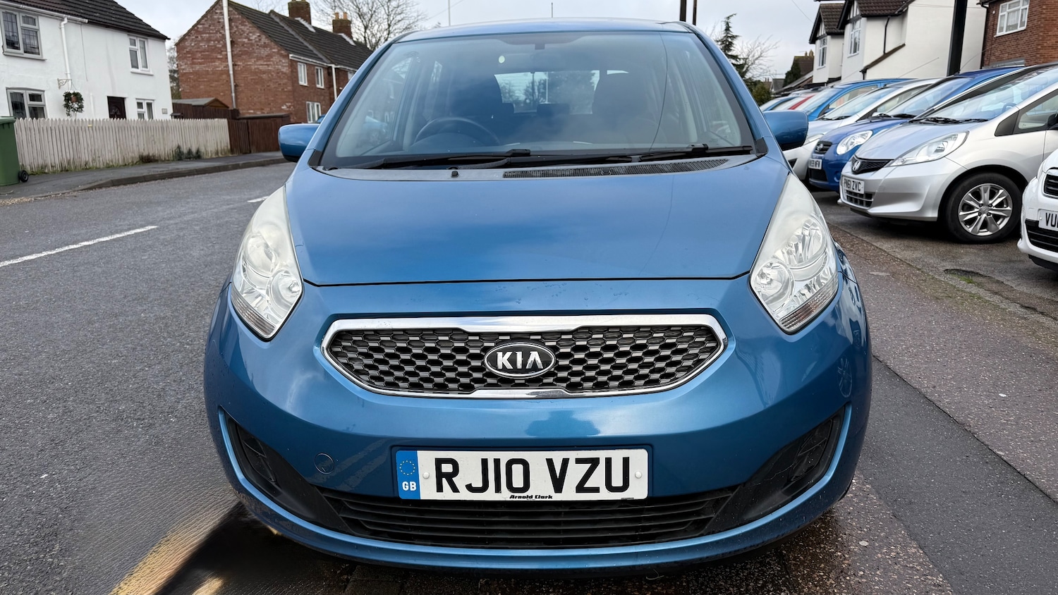 Used Kia Venga 2010 for sale - 77226183: Photo 2