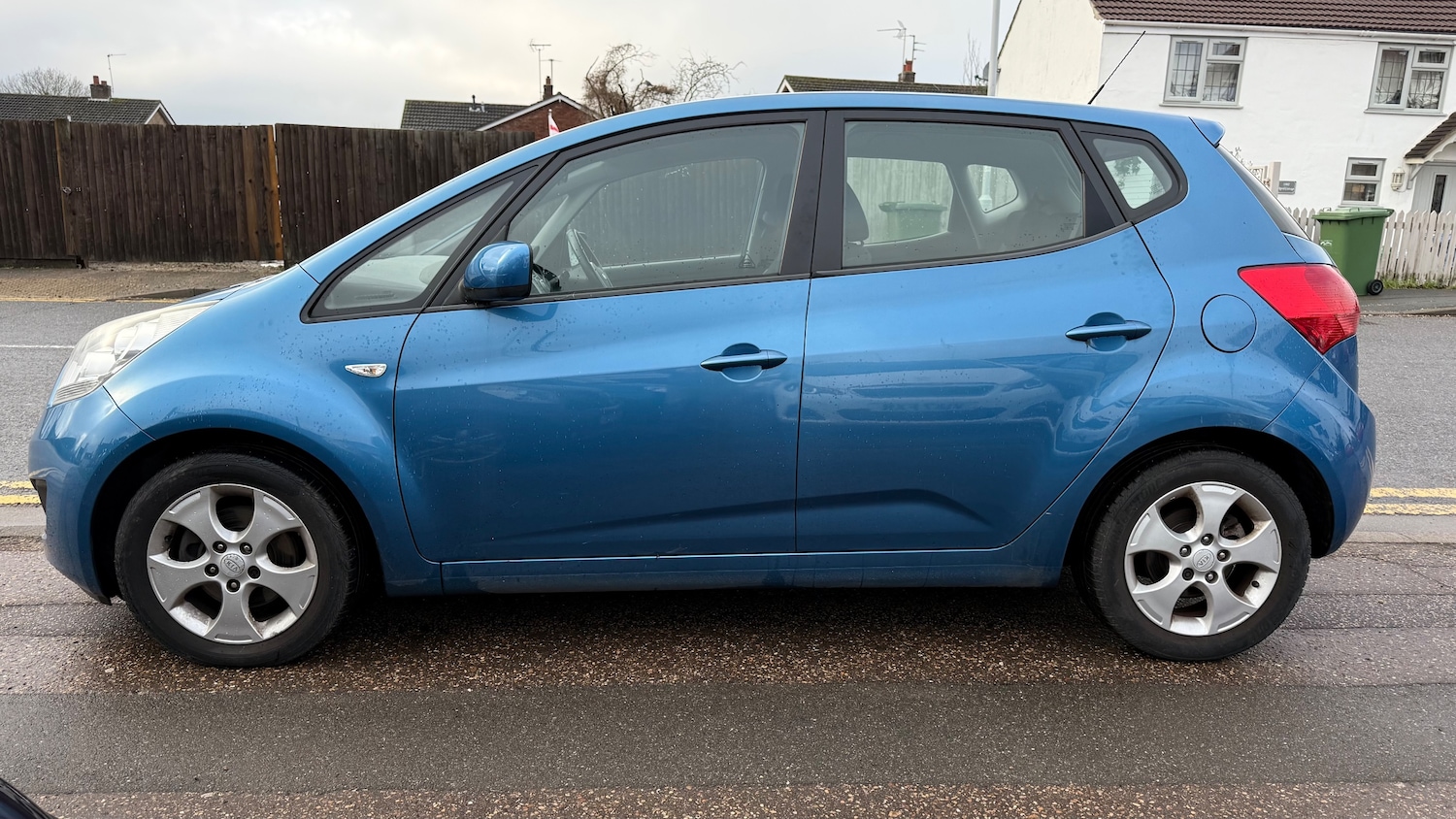 Used Kia Venga 2010 for sale - 77226183: Photo 5