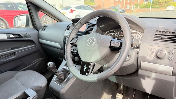 Used Vauxhall Zafira 2013 for sale - 76193827: Photo 9