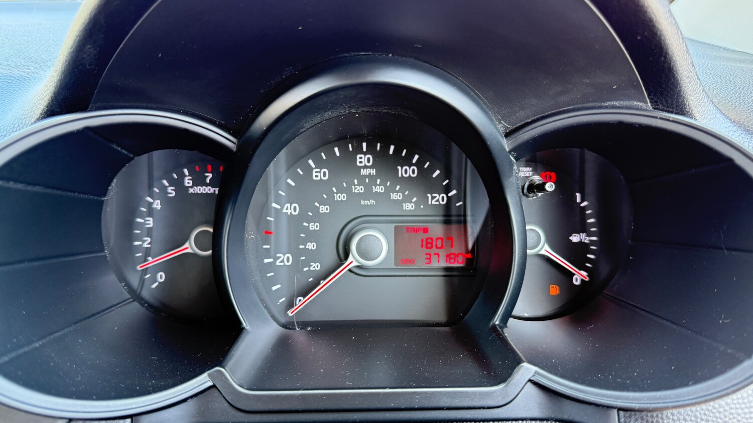 Used Kia Picanto 2012 for sale - 76165167: Photo 8