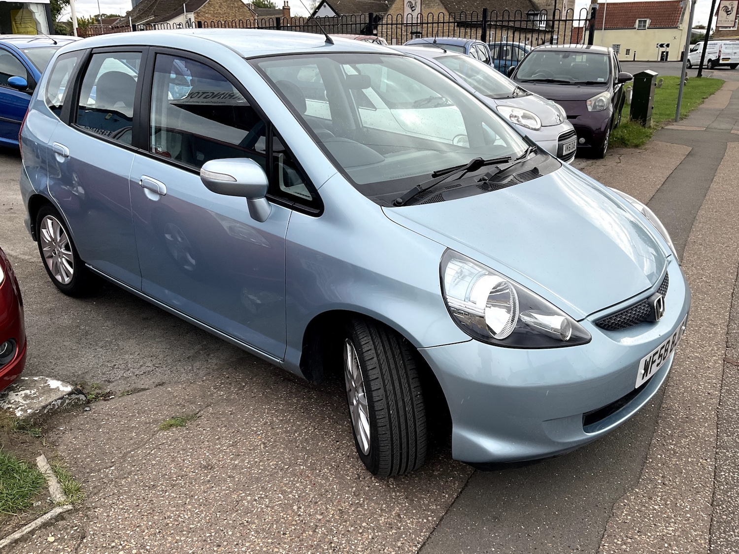 Used Honda Jazz 2008 for sale - 76165116: Photo 2