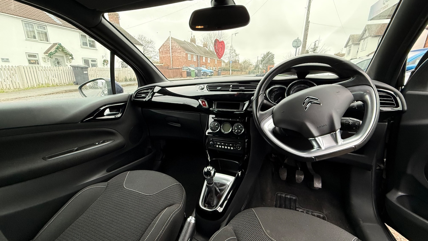 Used Citroen DS3 2013 for sale - 77056242: Photo 10