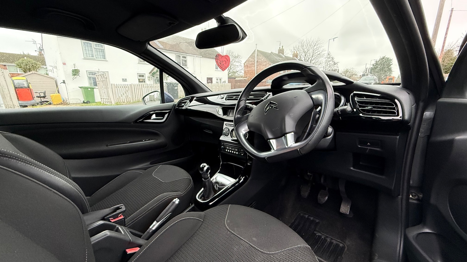 Used Citroen DS3 2013 for sale - 77056242: Photo 6