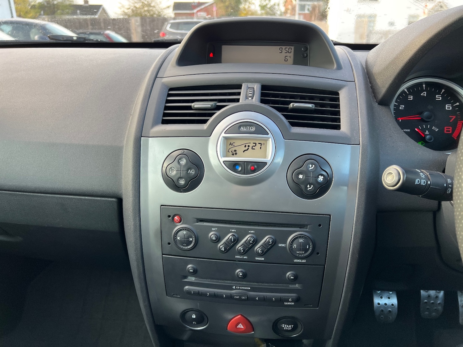 Used Renault Megane 2008 for sale - 76165109: Photo 10