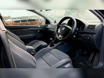 Used Volkswagen Golf 2006 for sale - 77350507: Photo