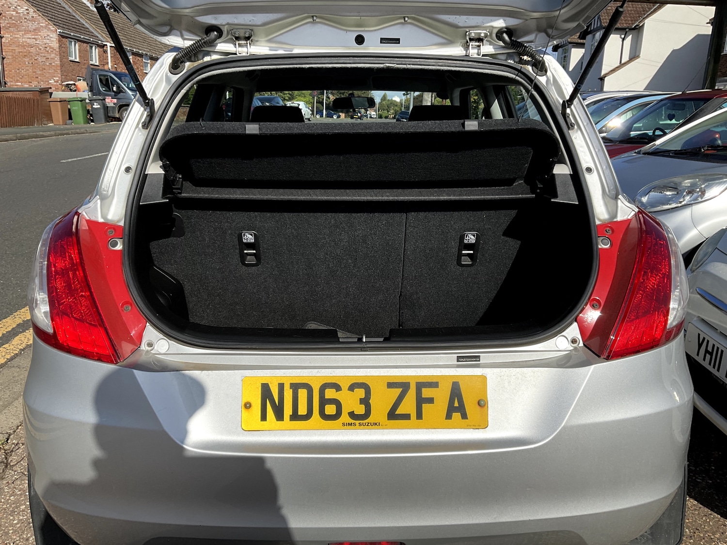 Used Suzuki Swift 2013 for sale - 76597871: Photo 4