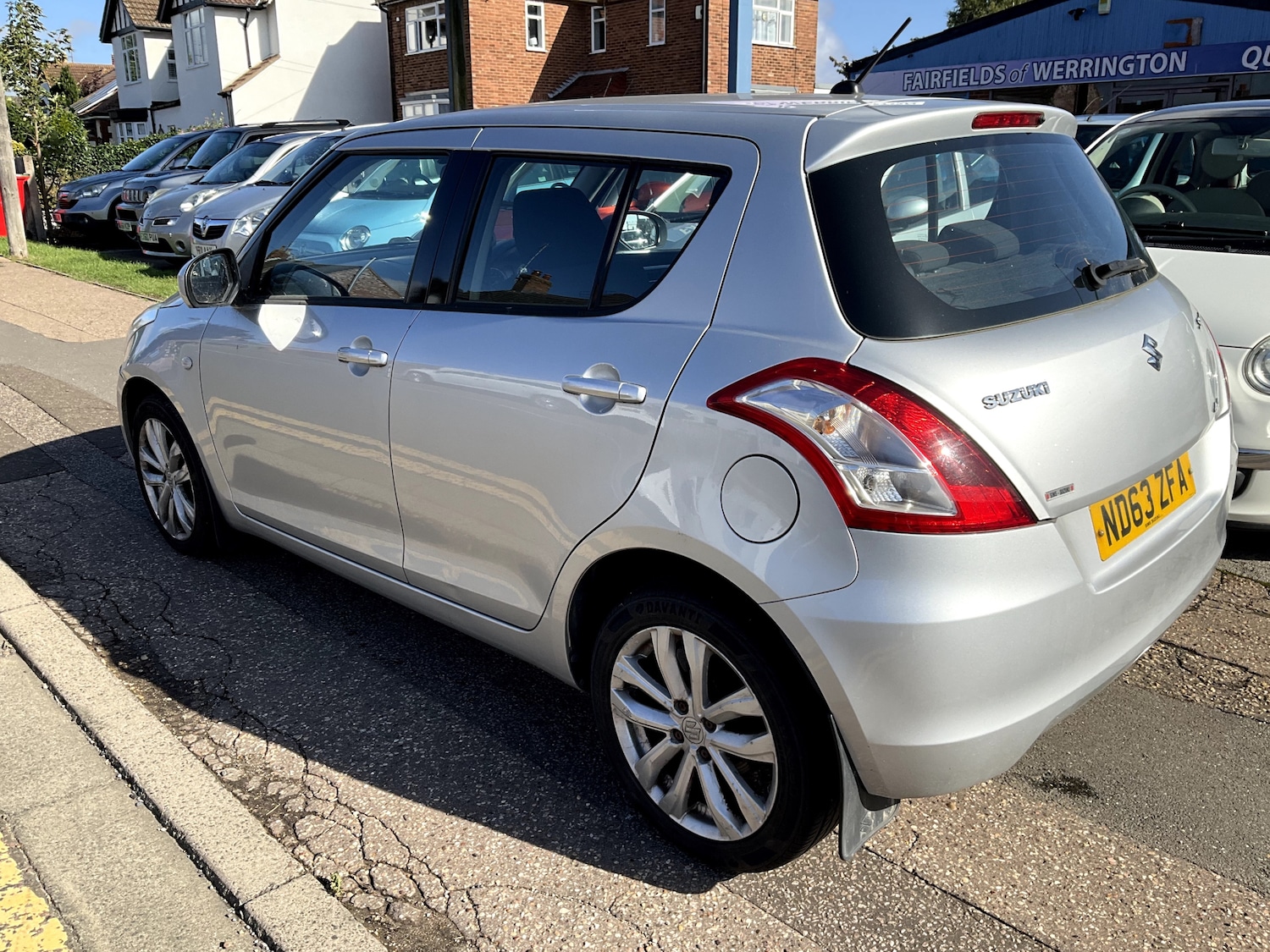 Used Suzuki Swift 2013 for sale - 76597871: Photo 8