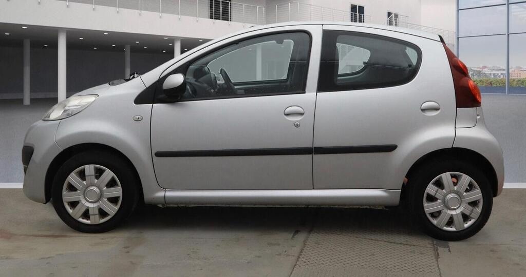 Used Peugeot 107 2014 for sale - 76569329: Photo 8