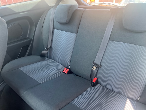 Used Ford Fiesta 2010 for sale - 76165180: Photo 8