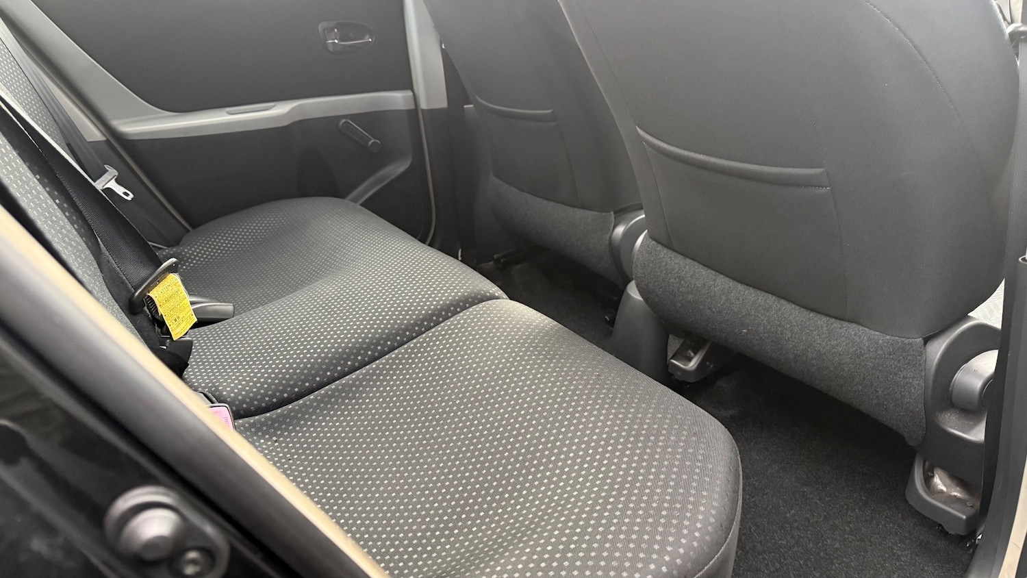 Used Toyota Yaris 2010 for sale - 77570927: Photo 7