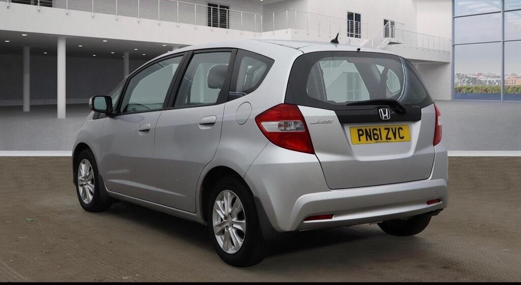 Used Honda Jazz 2011 for sale - 76444533: Photo 3