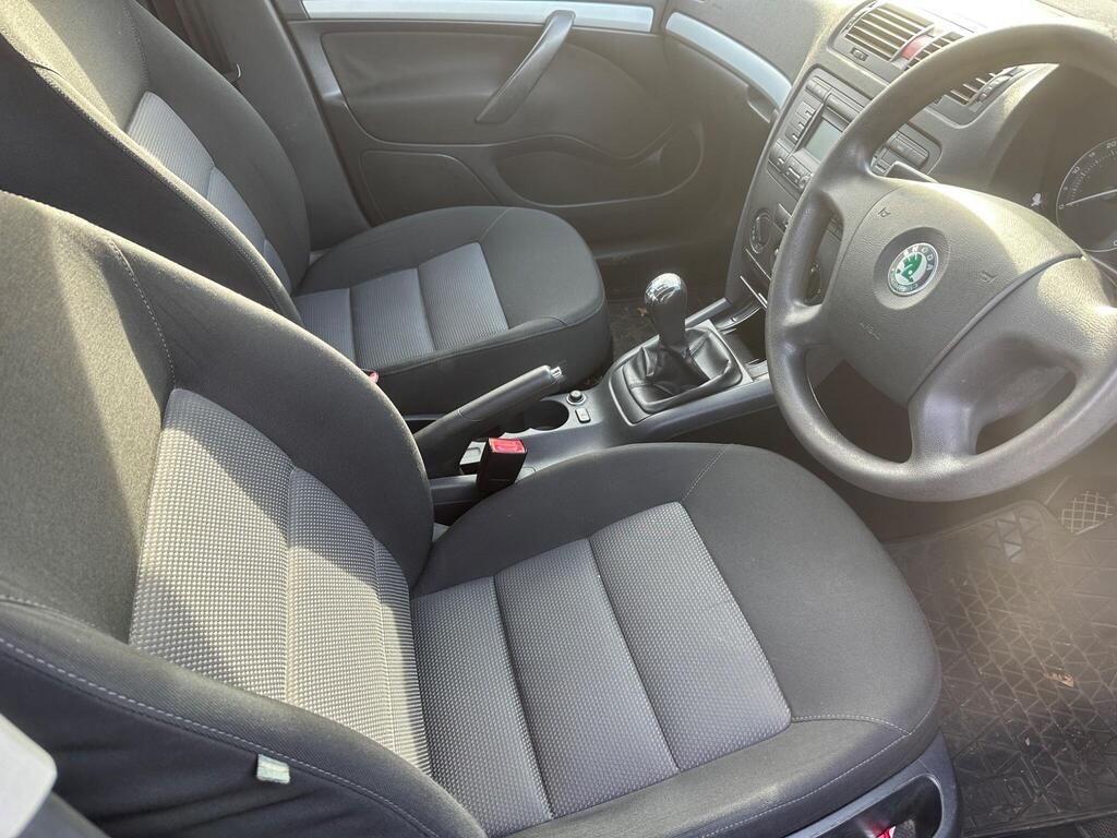 Used Skoda Octavia 2006 for sale - 76545960: Photo 2