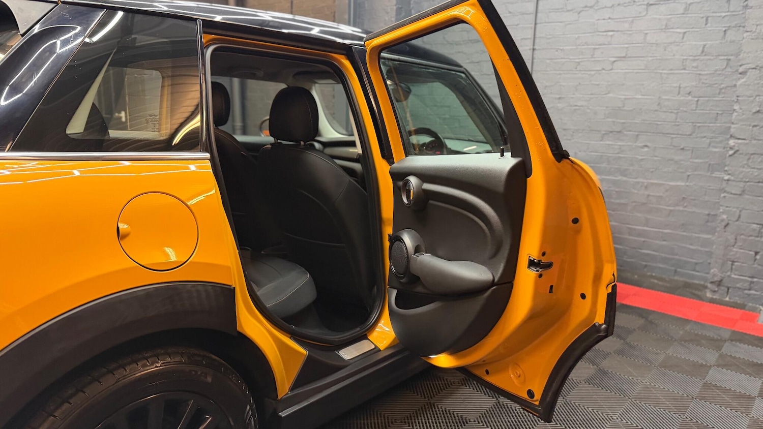 Used MINI Hatch 2015 for sale - 77054025: Photo 15