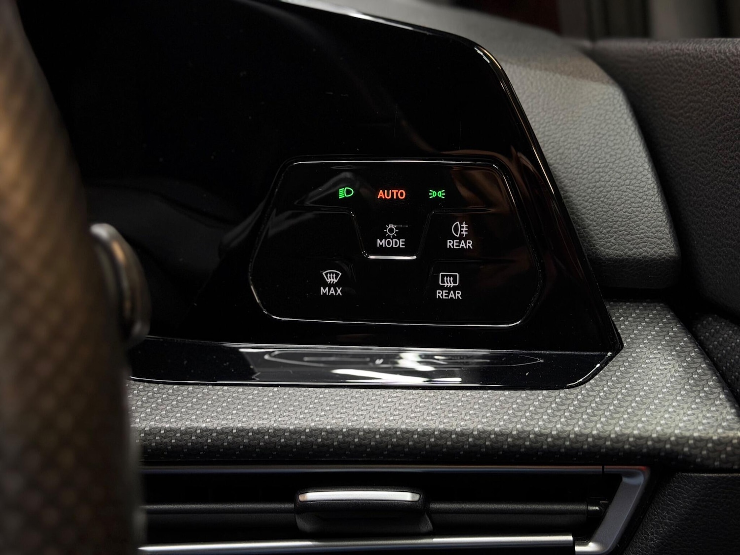 Used Volkswagen Golf 2022 for sale - 78100005: Photo 39