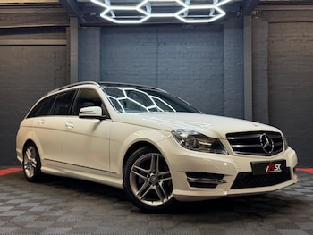Used Mercedes-Benz C Class 2014 for sale - 79509562: Photo