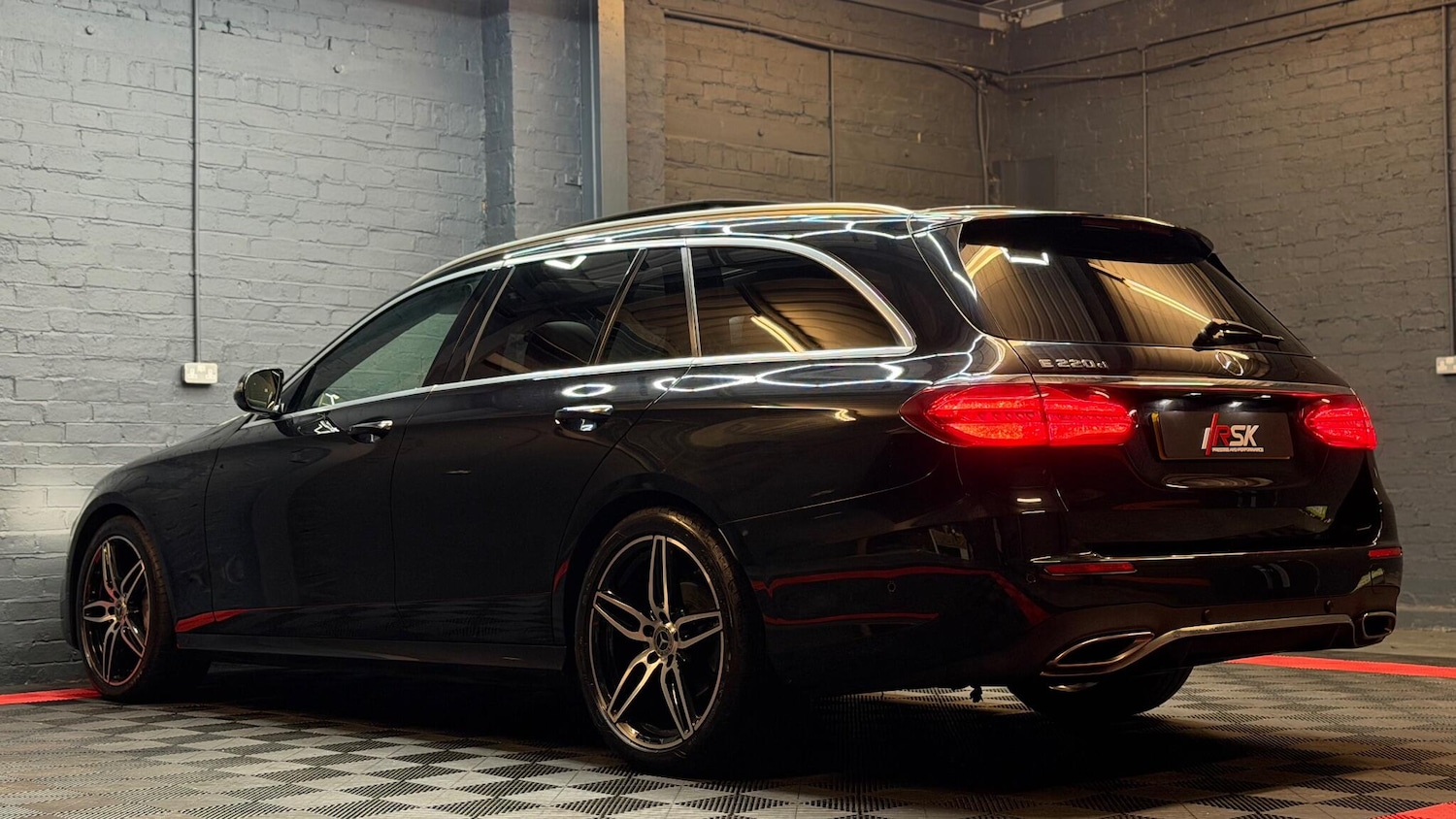 Used Mercedes-Benz E Class for sale - 77267440: Photo 10